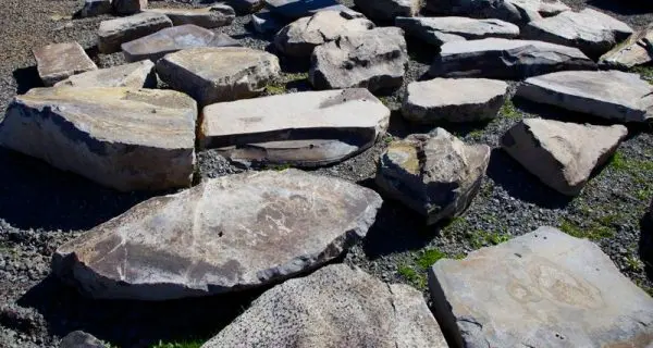 Wee Jasper Bluestone Boulders